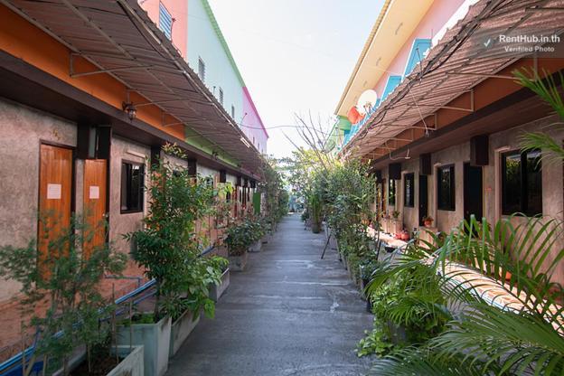 Winny Apartment Rayong Exteriör bild